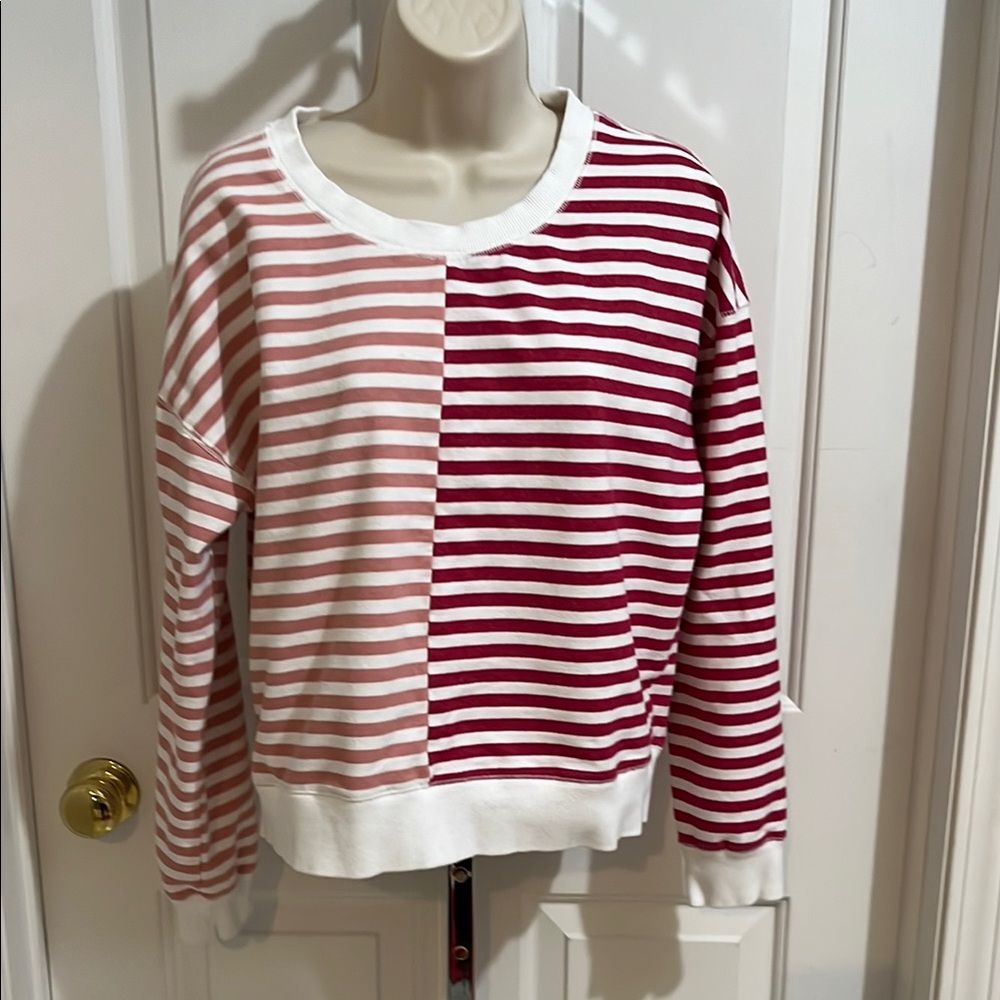 Evereve Striped Pink and Red Sweater size medium
